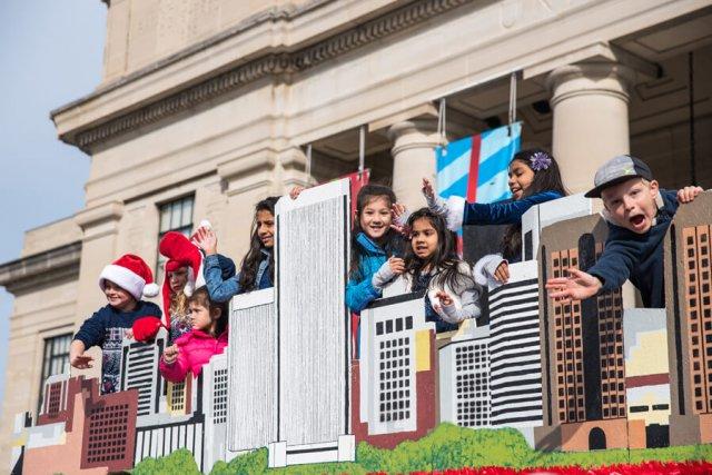 Dominion Christmas Parade 2016